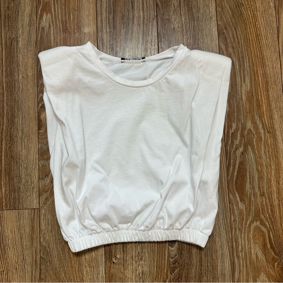 Zara White Pleated Padded Shoulder Crop Top Tee Elastic Hem Size S Shirt - Picture 5 of 11